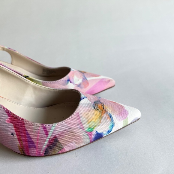 New Alfani Stepnflex Multicolor Flower Canvas Point Toe Heels size 8 - Picture 4 of 16